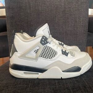 Jordan 4 Retro Military Black